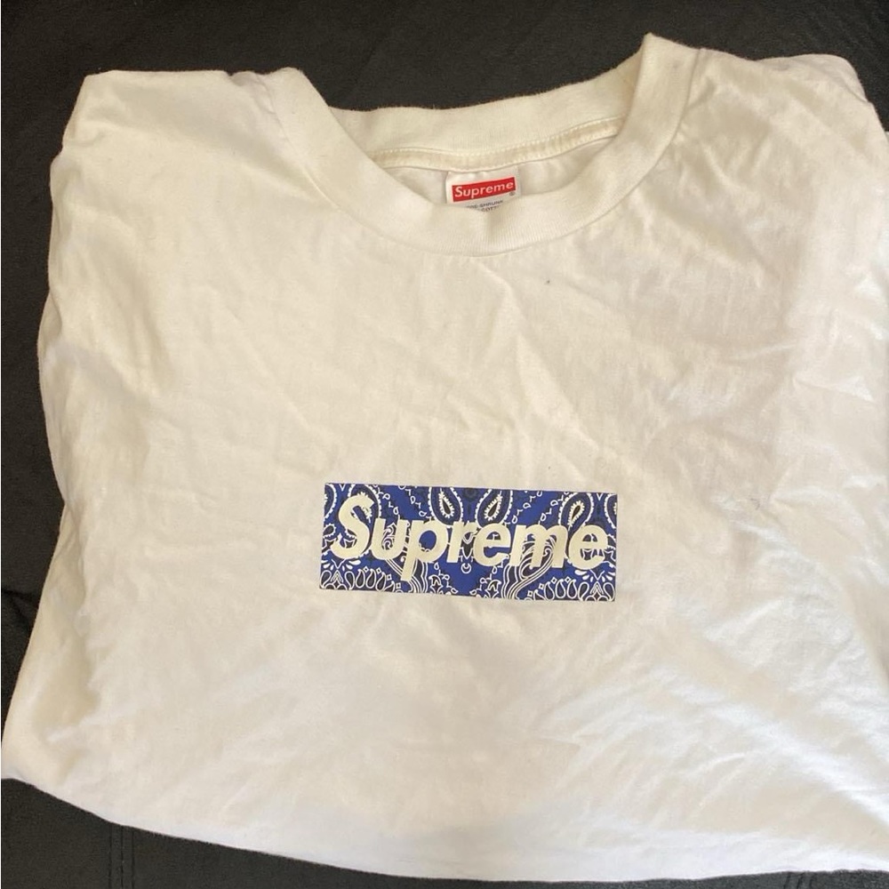 Bandana Supreme shirt